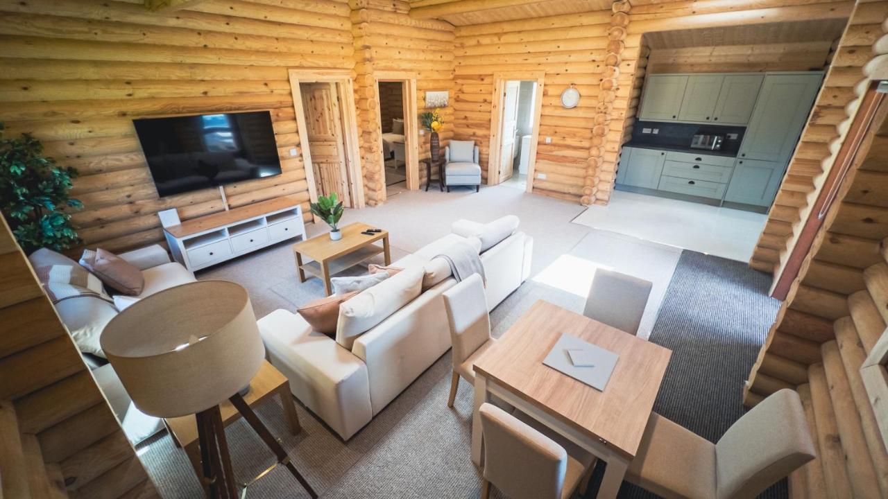 Aspen Lodge, Amazing New Log Cabin With Hot Tub - Sleeps 6 - Felmoor Park 莫珀斯 外观 照片