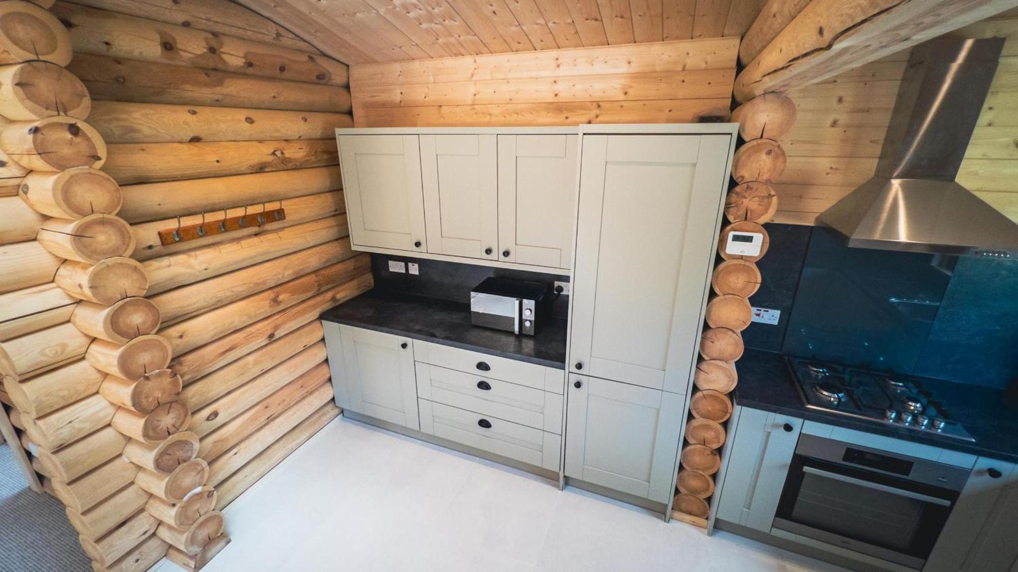 Aspen Lodge, Amazing New Log Cabin With Hot Tub - Sleeps 6 - Felmoor Park 莫珀斯 客房 照片